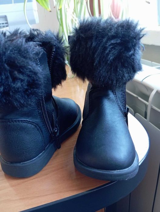 Бебшки ботушки с пух