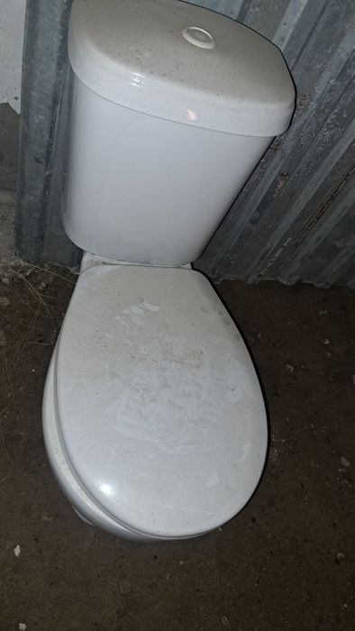 Унитаз б/у хорошем состоянием