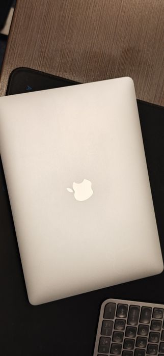 MacBook Pro 13” 2017 Space Gray – i5 / 16GB / 512GB SSD – Retina