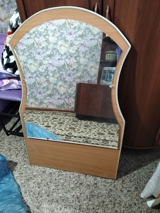 Парикмахерский стол