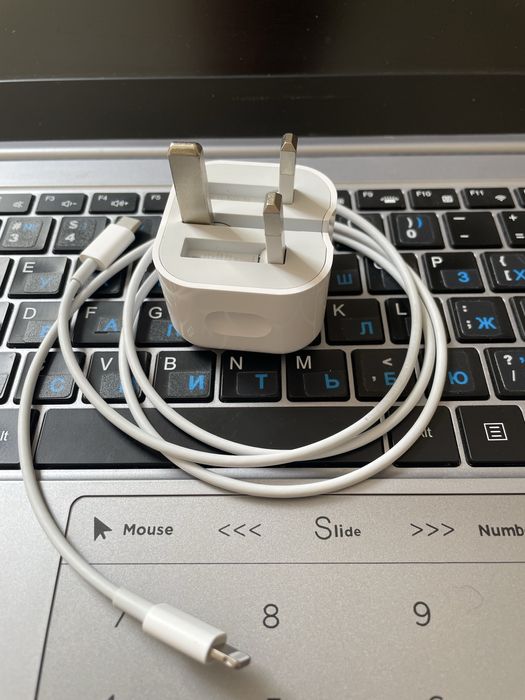 Iphone zaryadka  Apple adapter galofka 20w iphone zaryadchik