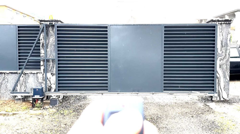 Automatizari porti BFT premium telecomanda aplicatie montaj Oradea