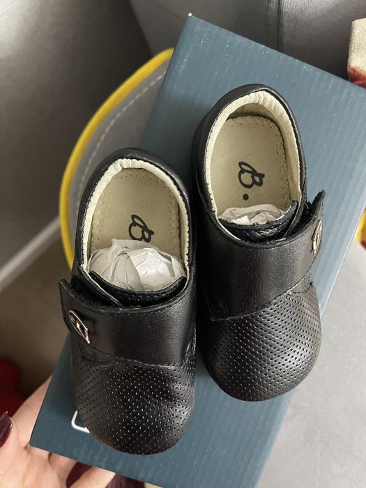 Кожанные туфли на мальчика