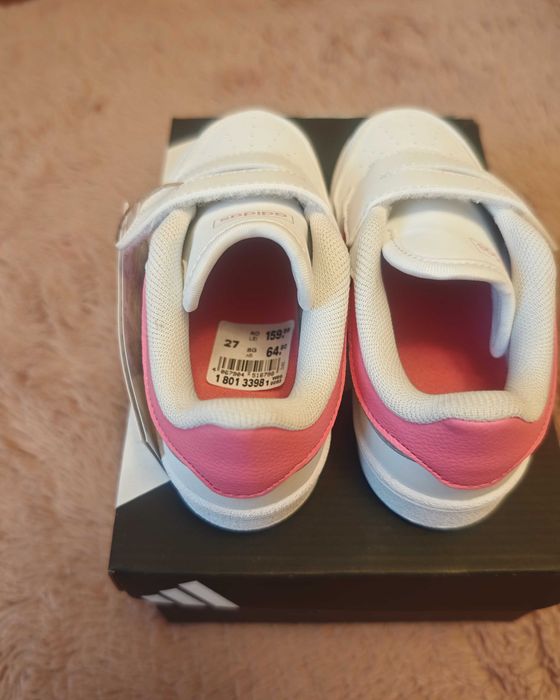 Adidasi Adidas Koops fetite