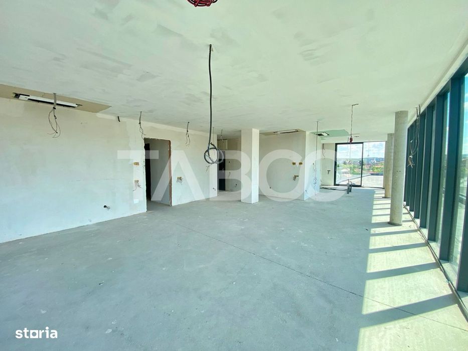 Penthouse zona Centrala semifinisat cu vedere panoramica de vanzare