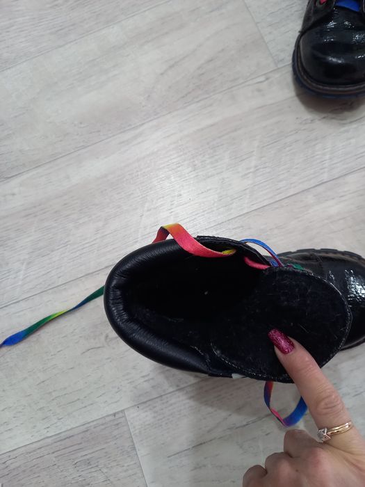 Кожаные детские ботинки