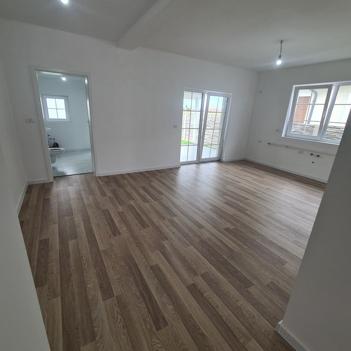 Casa SAG toate utilitatile