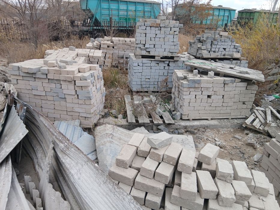 Продам кирпич силикатный
