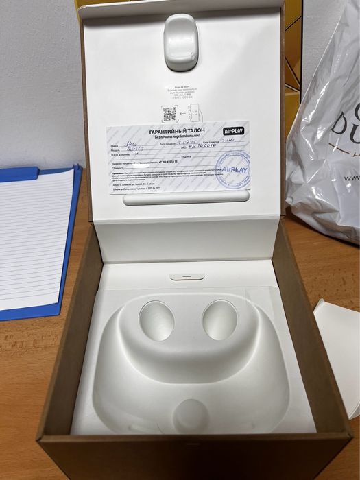 Продам шлем VR Oculus Quest 3