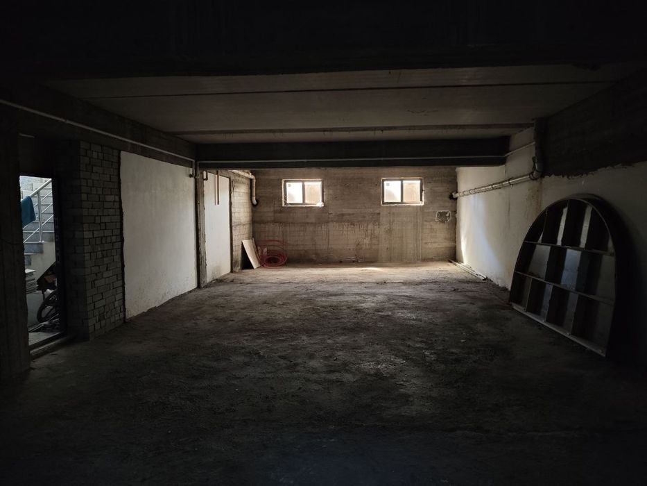 Нежилое помещения. Noturar joy. Hostel. Ofis