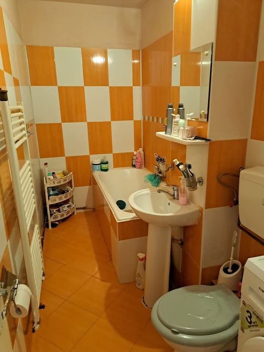 Aparatament de vanzare !!!