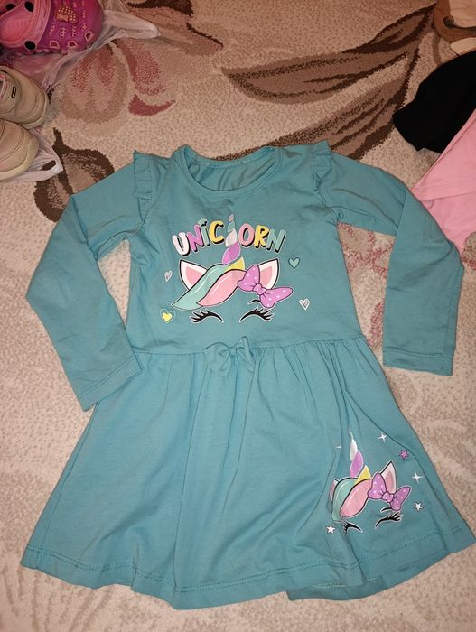 Продам одежду для девочки