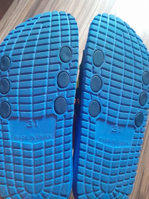 Детски чехли 31 и 32 номер