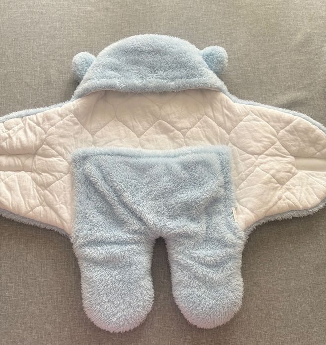 Син порт мече за момче