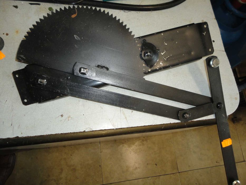 Серво-ПГУ-КАМАЗ Мост главини,болтове 8 т.р-ке,Ремби,Камаз,Шкода