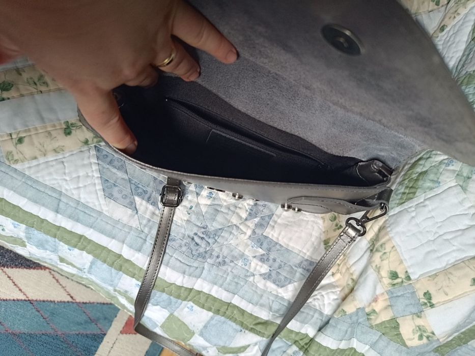 Geantă de piele naturala