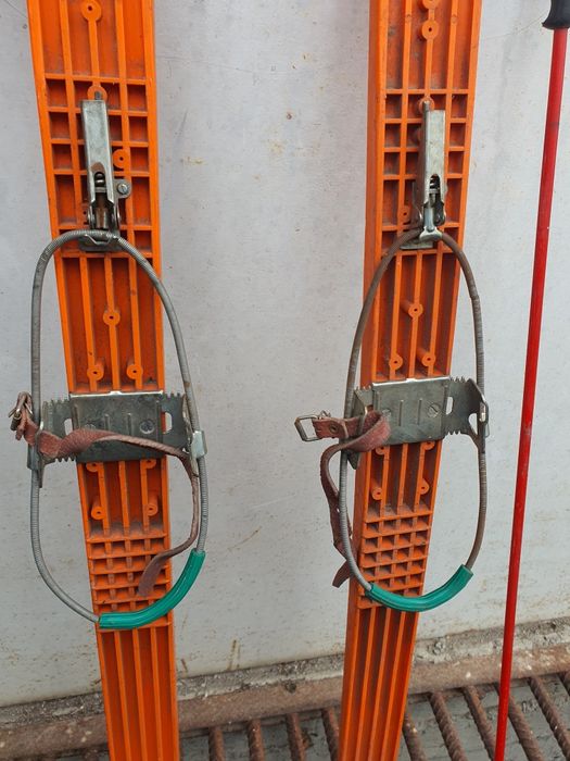 Ретро ски Germina