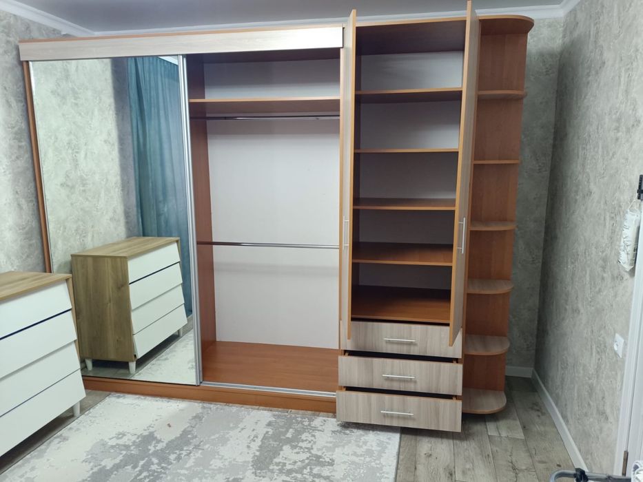 Продается шкаф купе