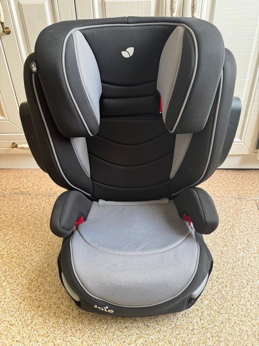 Продам автокресло в хорошем состоянии