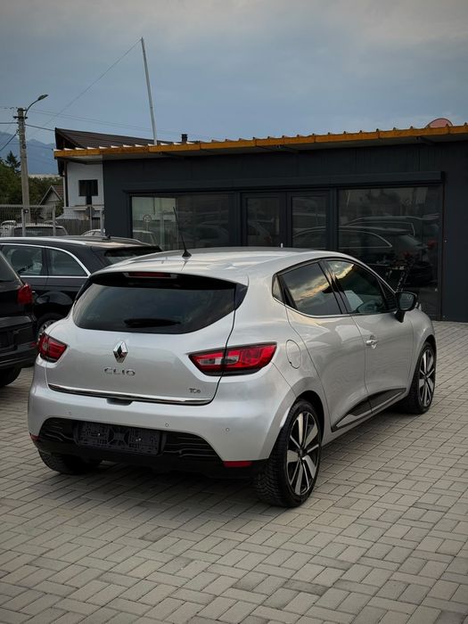 Renault Clio Luxe 0.9