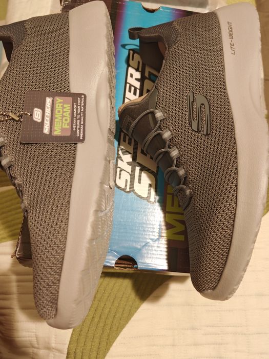 Pantofi skechers gri, măsură 43