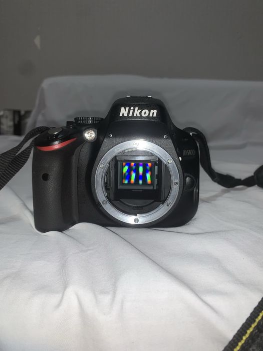 Nikon D5100 с обьективом 18x55mm