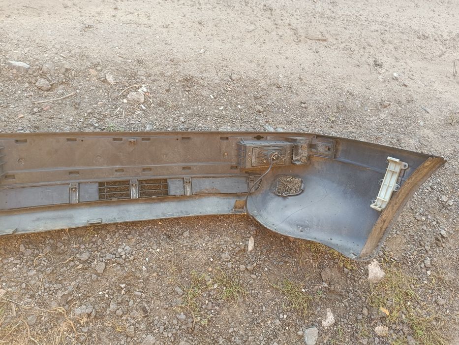 Ауди 80 б3 передний бампер с туманками