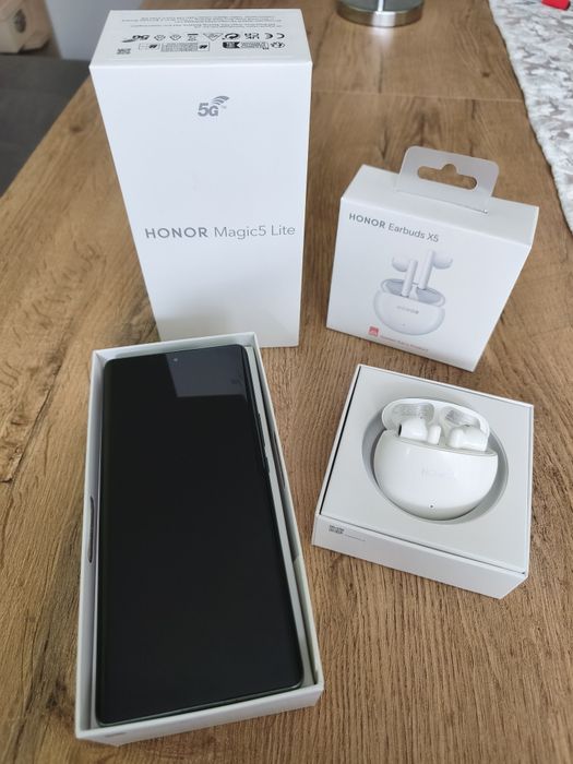 Honor Magic 5 Lite 5G комплект
