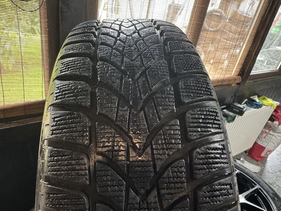 Vând jantă originală Mercedes A1564011900 pentru GLA +Anvelopa Ca NOU.