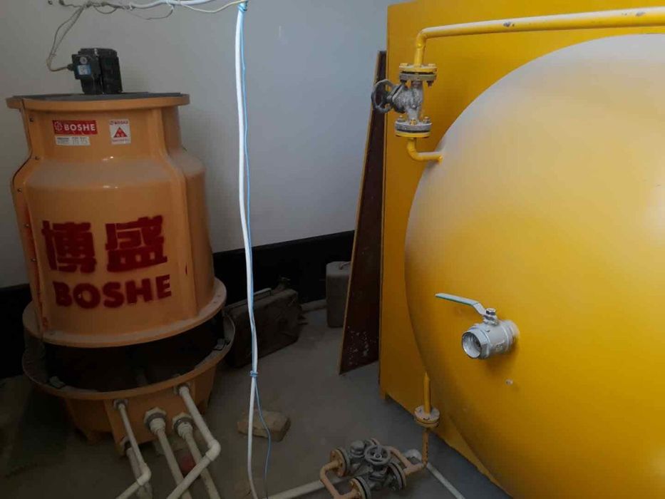 Мева куритгич сотилади.