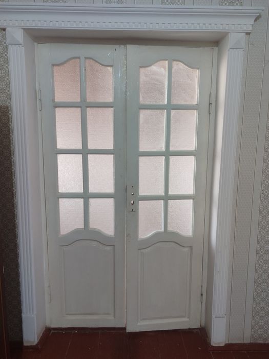 Jarma qapi ham taq qapilar  bar  baxasi jarma qapi 300000 miñ sum