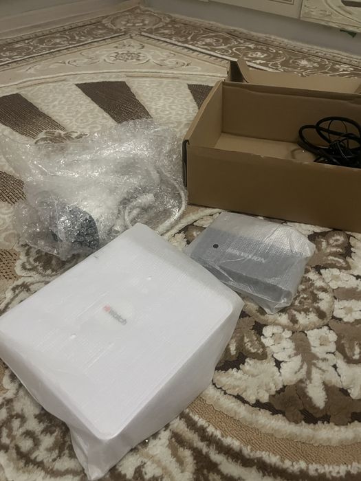 Видеорегистратор камера ip Hikvision Hiwach