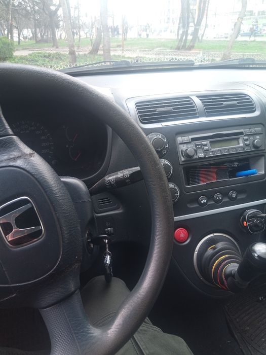 Продавам Хонда Сивик 7