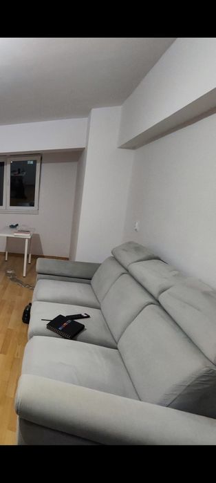 Vand canapea extensibila 3 locuri