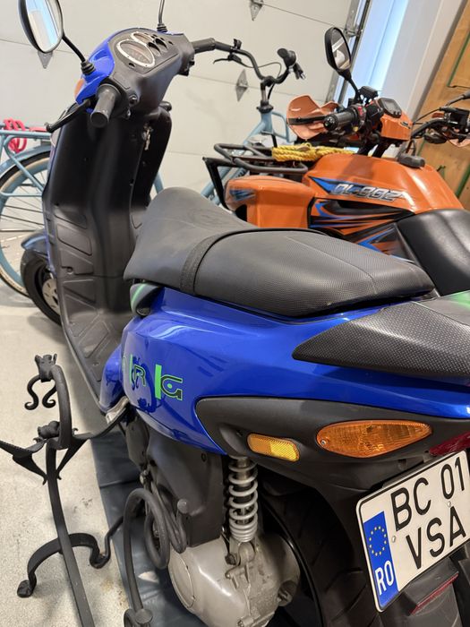 Vand Scooter Piaggio Energy km reali !!