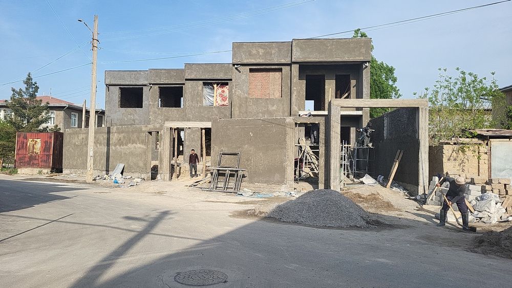 Урикзор лагер махаллада Ховли сотилади