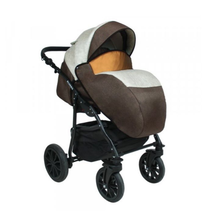 Детская коляска зима-лето. торг