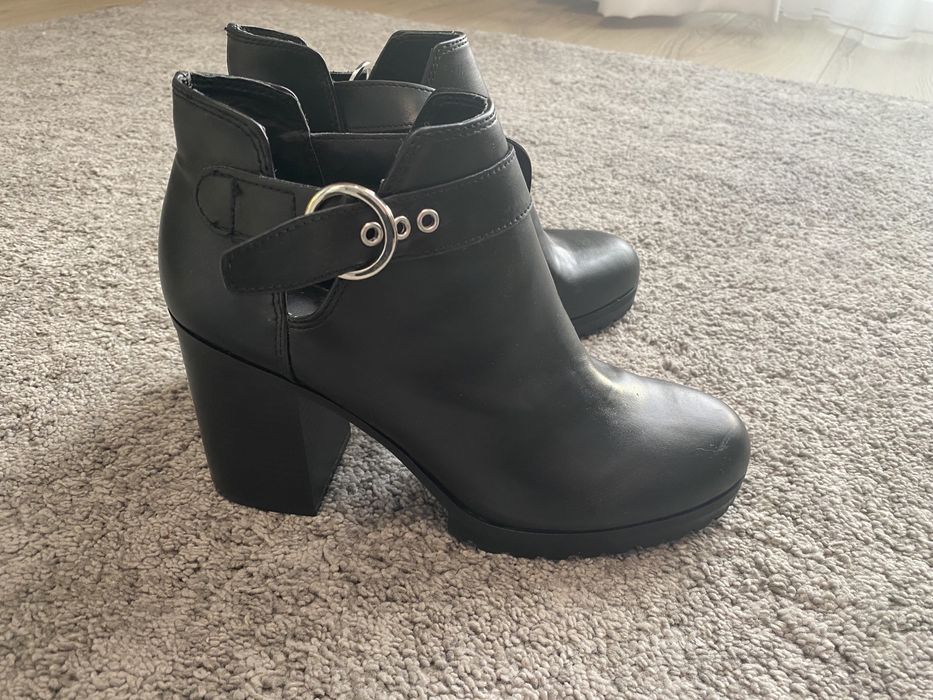 Ghete/Botine Pull&Bear dama 39