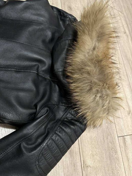 Дамско кожено яке от естествена кожа с богата качулка от лисица