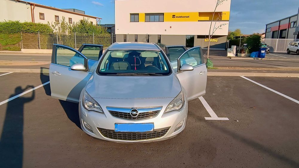 OPEL Astra