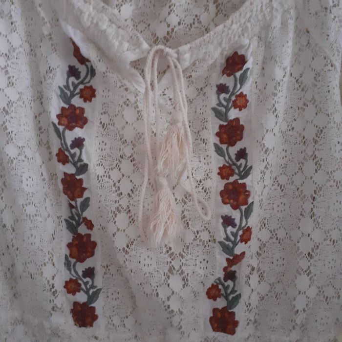 Vand camasa dama tip ie, marime L, pret 70 lei