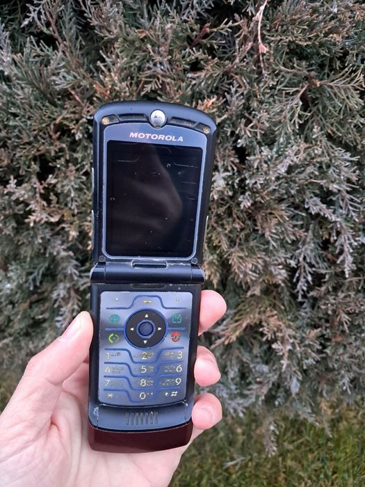 Motorola razar 2005 matarola rezr