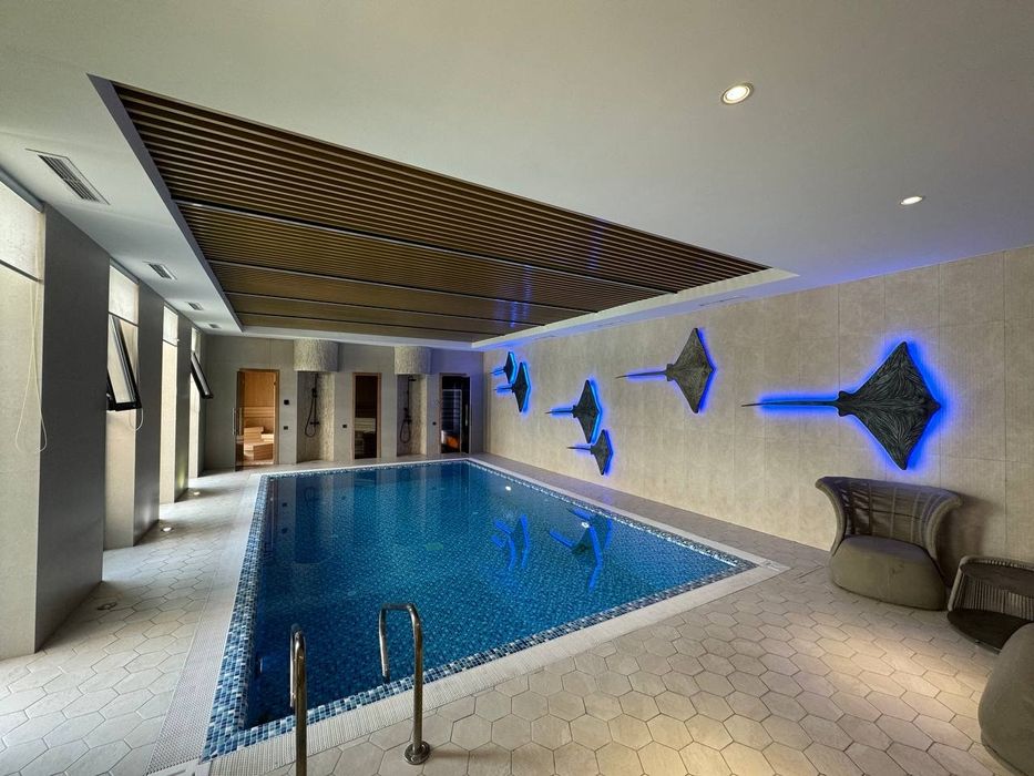 Оила ва Дўстлар учун Дубай Чорбогда жойлашган 20