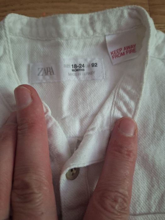 De vânzare lot pantaloni scurti și camasa, mărimea 86-92 cm