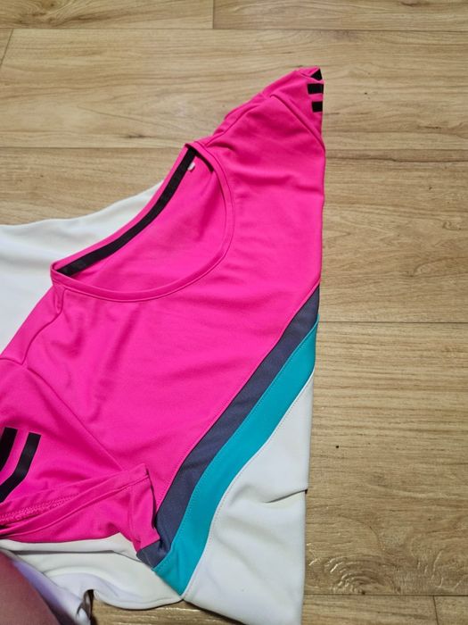 Tricou Adidas de damă