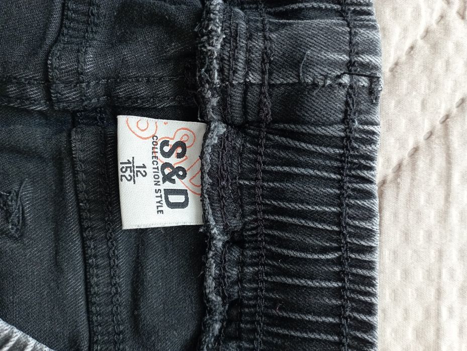 Детски дънки за момче