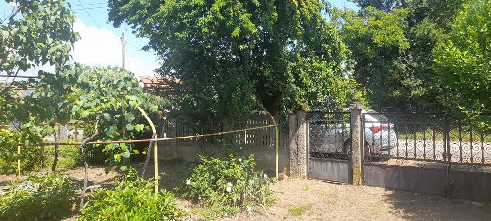 Casă de vânzare într-o zonă de poveste – Frâncești, comuna Peștișani, județul Gorj