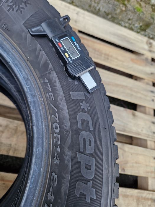 2anvelope iarna 175 70 14 Hankook 2021