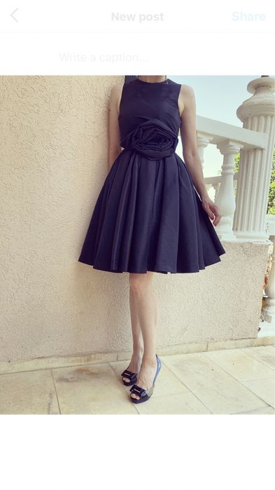 Дамска черна рокля