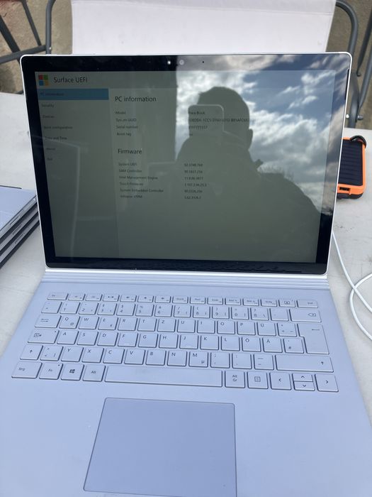 Microsoft surface book 1703